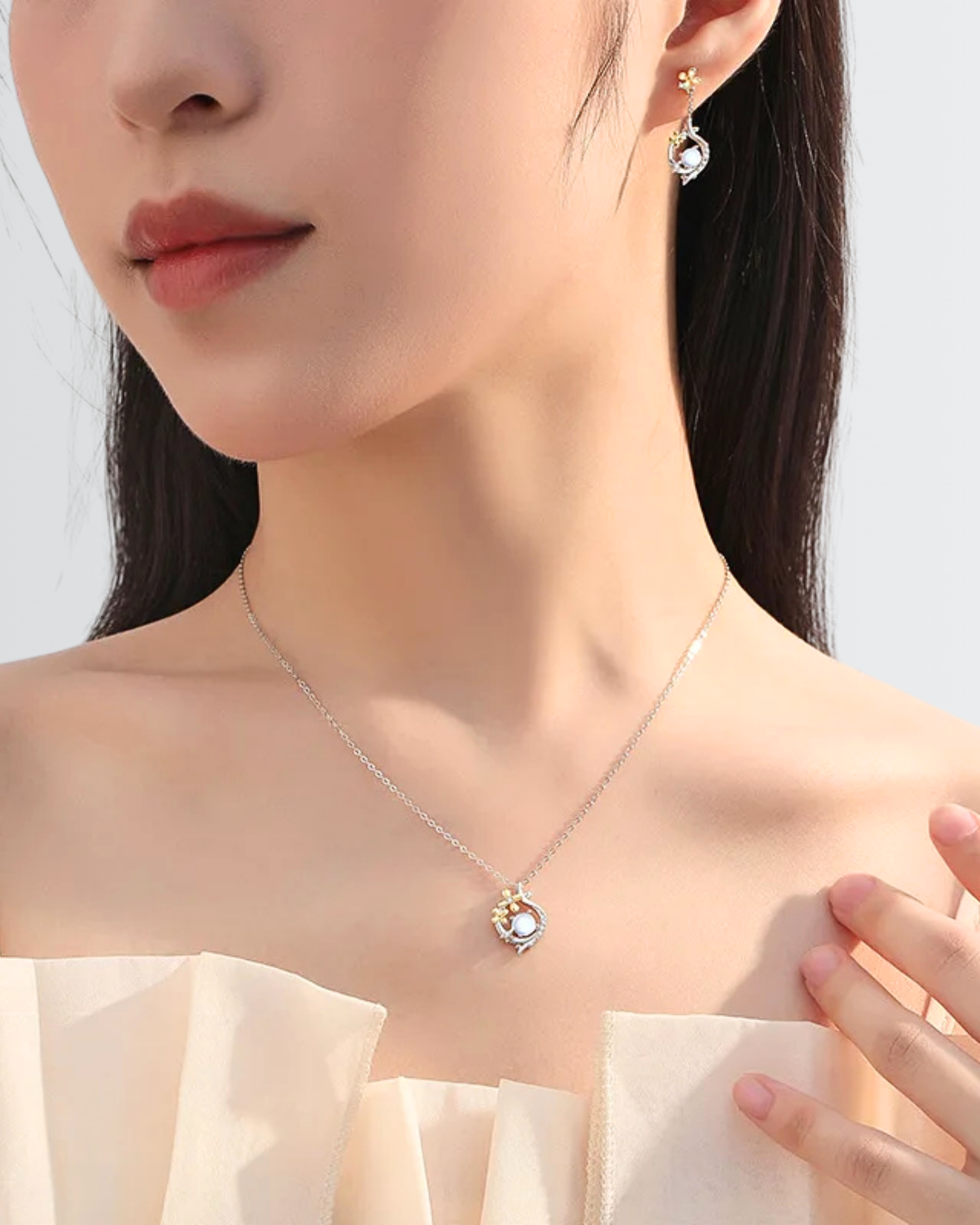 Serene Trails Elite Necklace