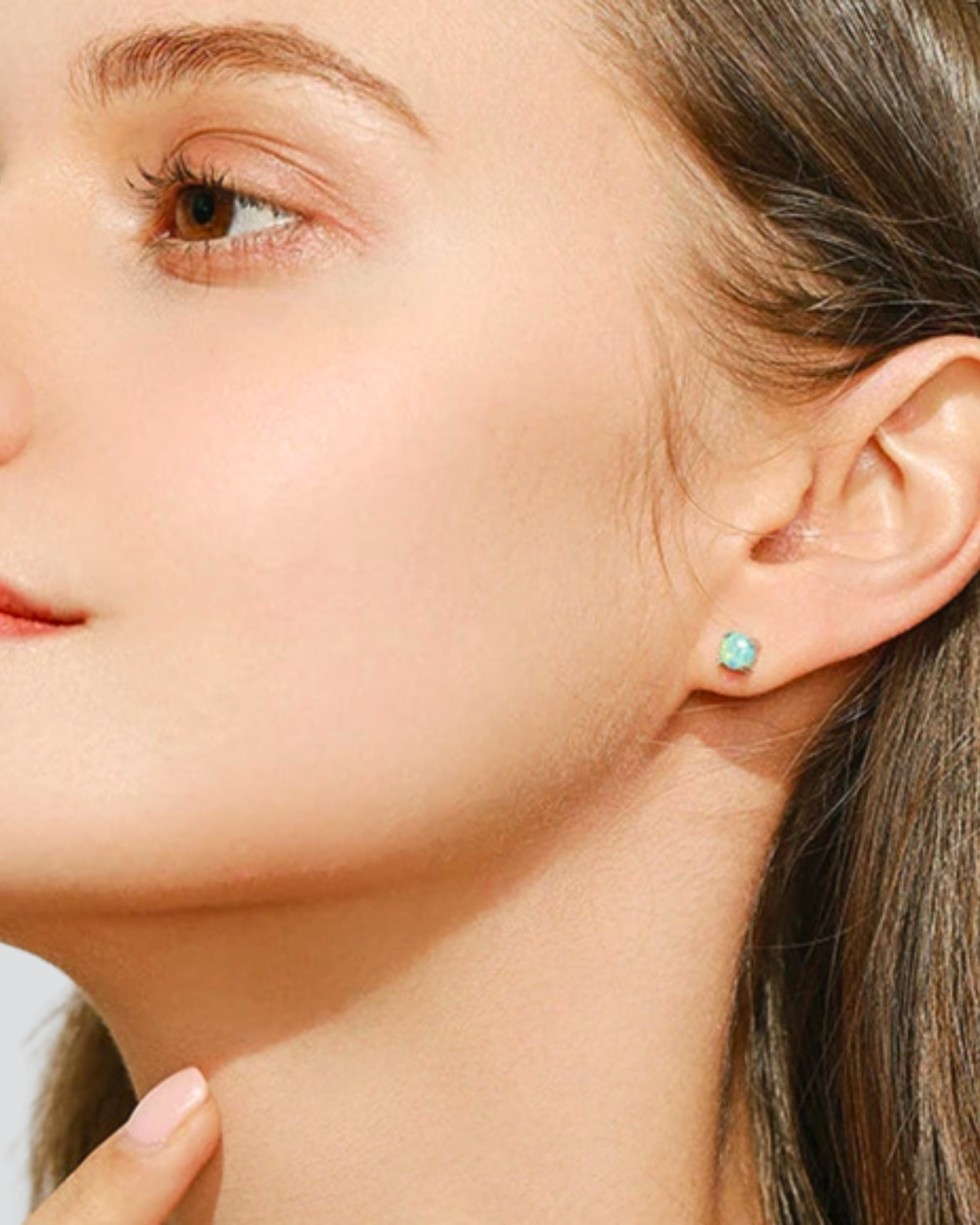 Let Your Ears Catch The Glow Studs