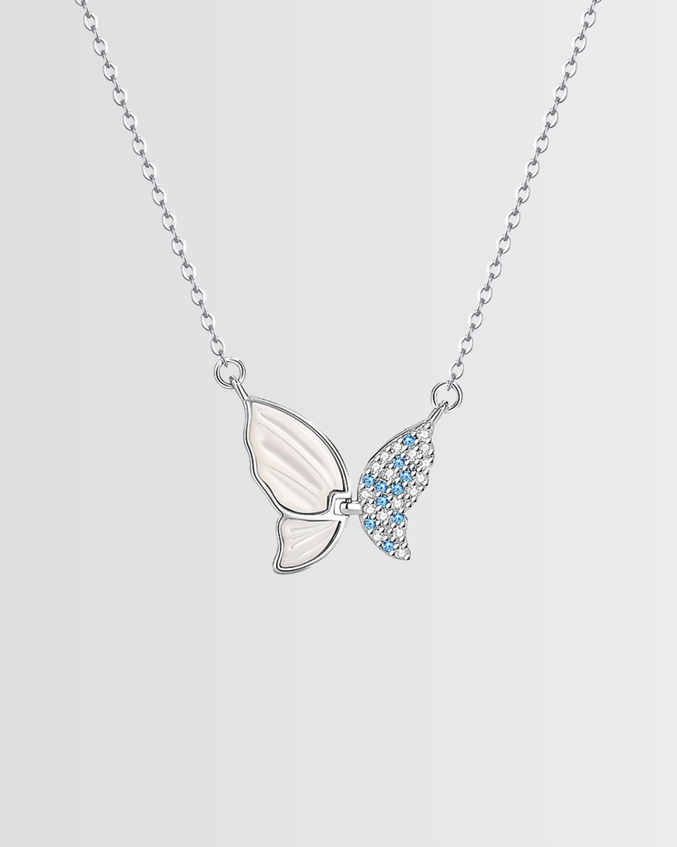 Blingfly Shimmering Necklace