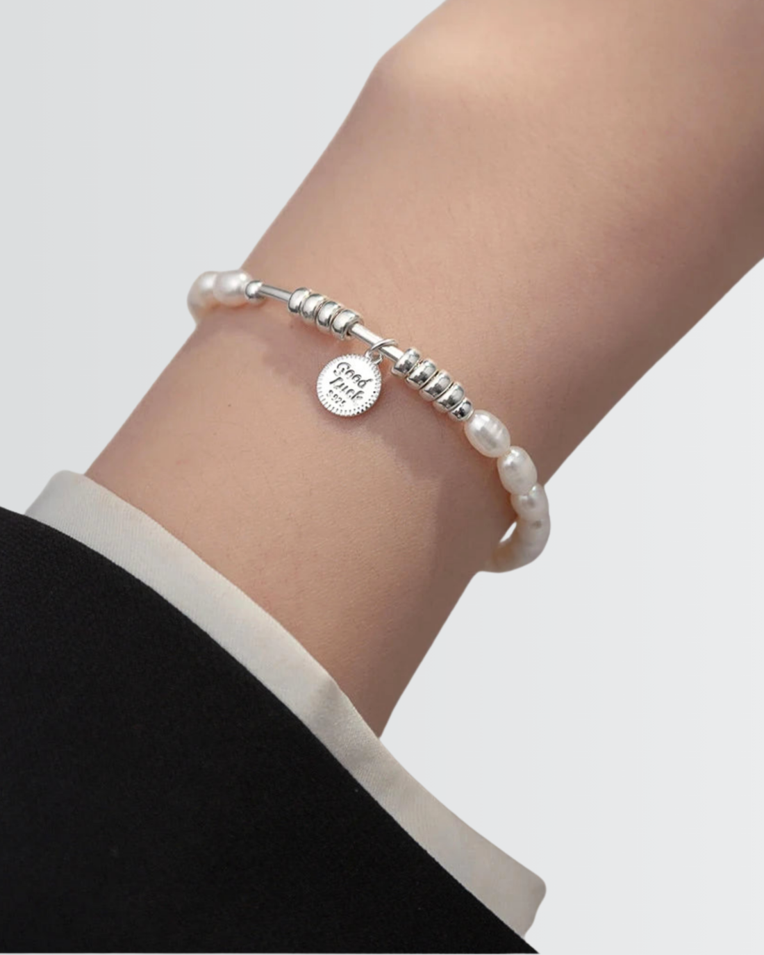 Luxurious Line Of Pearl Bracelet