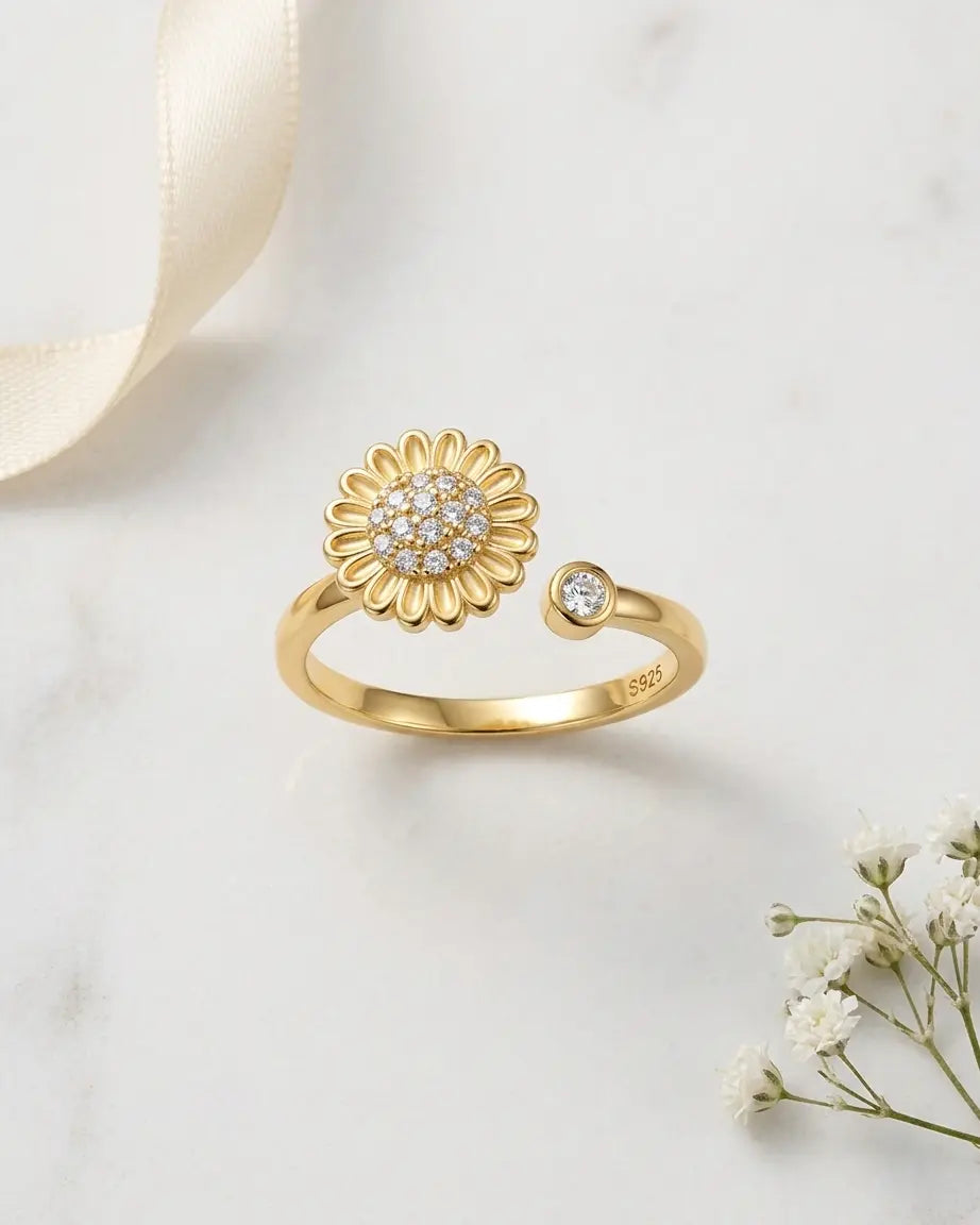 Blooming Daisy Spinner Ring - Silver Ring by BLINGLANE