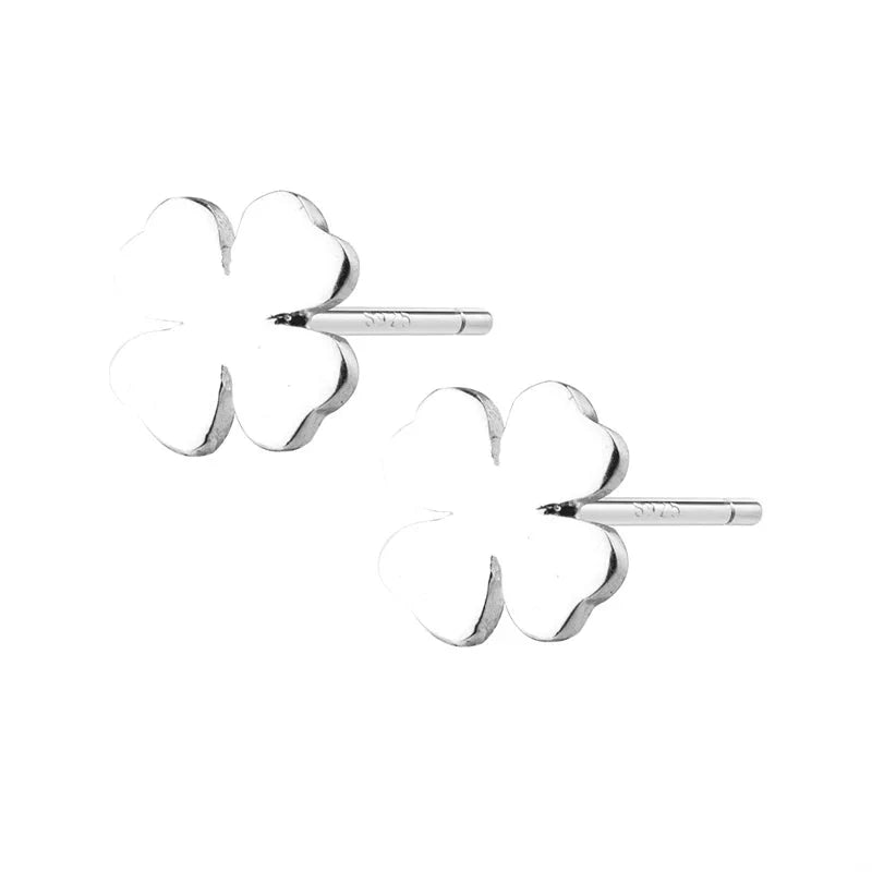 Classy Clover Minimal Studs