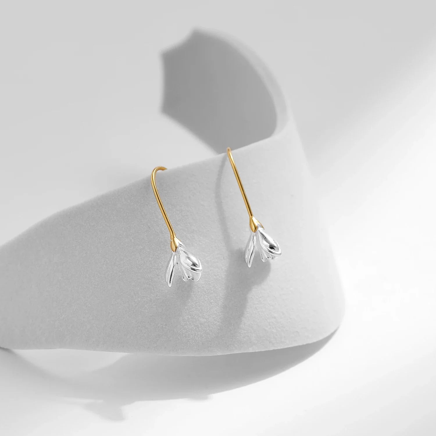 Blooming Bud Minimal Earrings