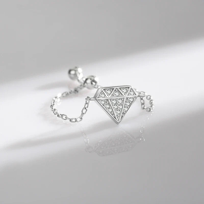 Sparkling Diamond Chain Ring