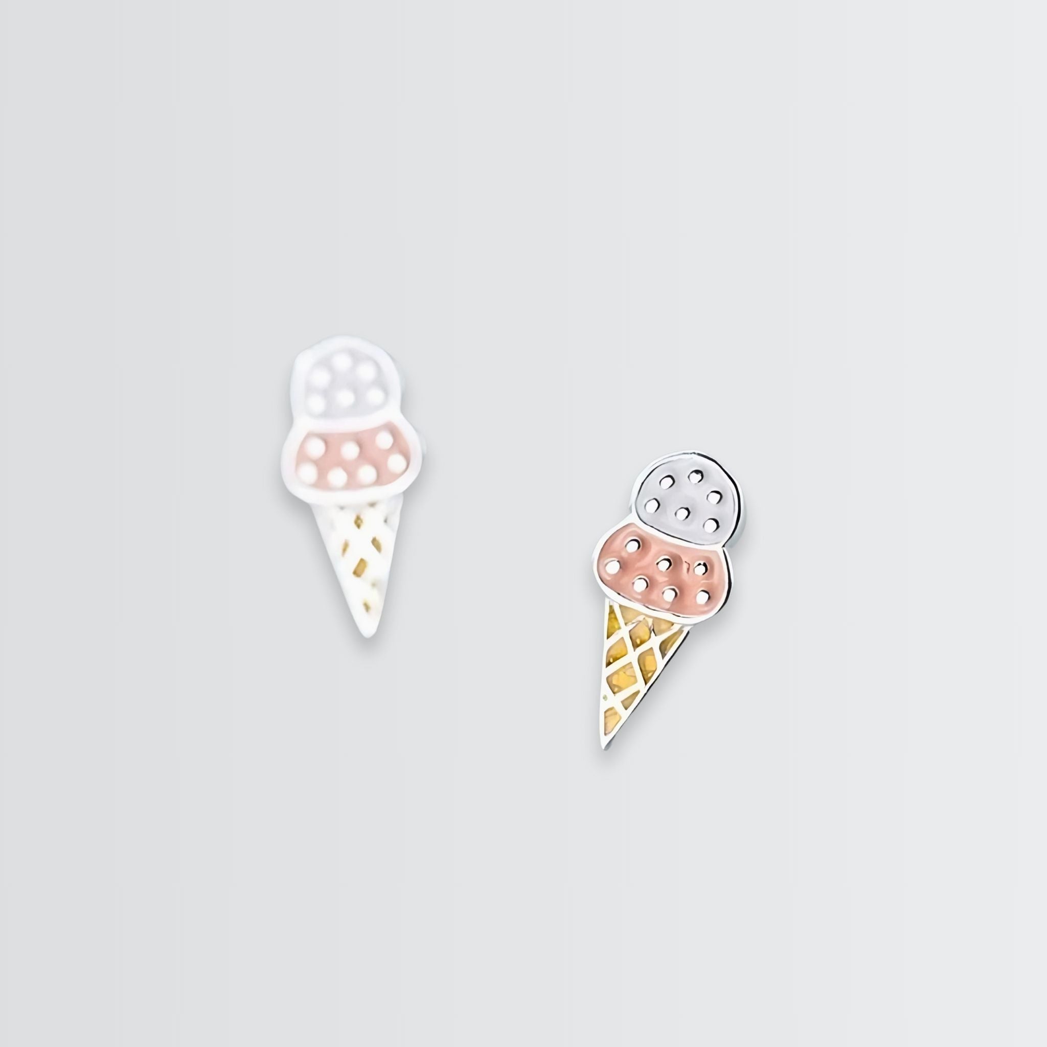 Minuscule Scoop Up Studs