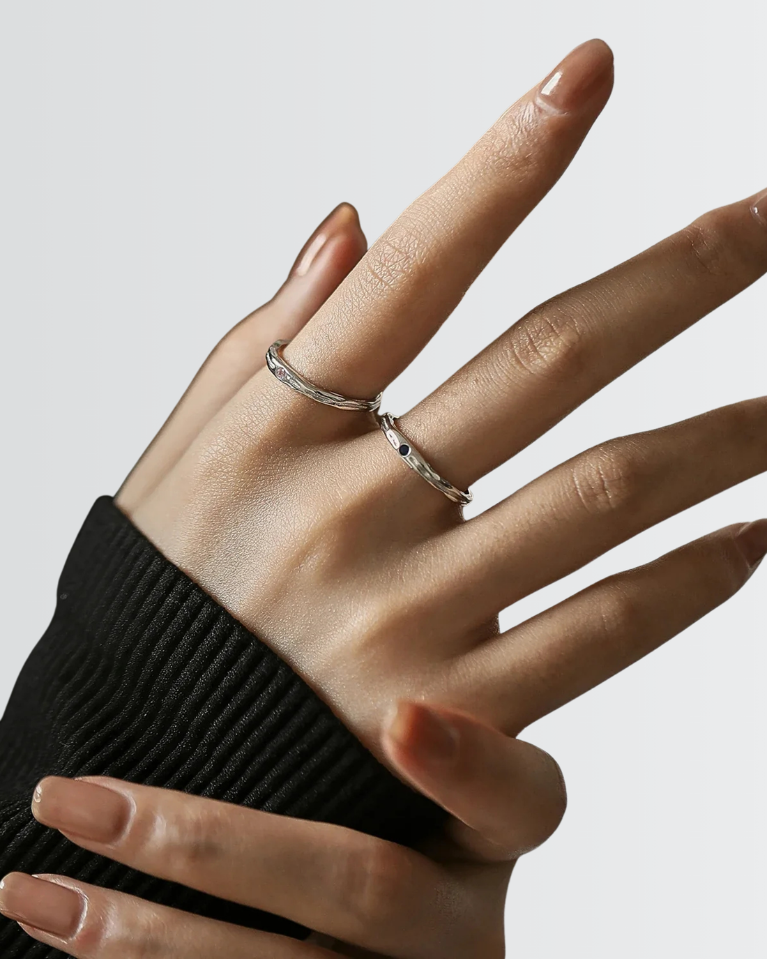 No more swiping right! Love Bands