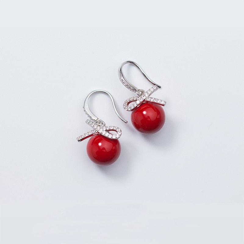 Adorable Curves Drop Earrings