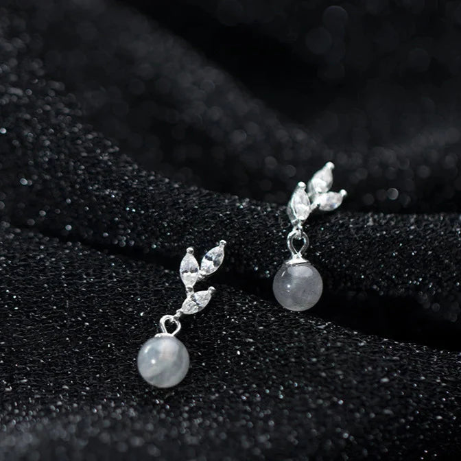 Minimal Leaflet Studs