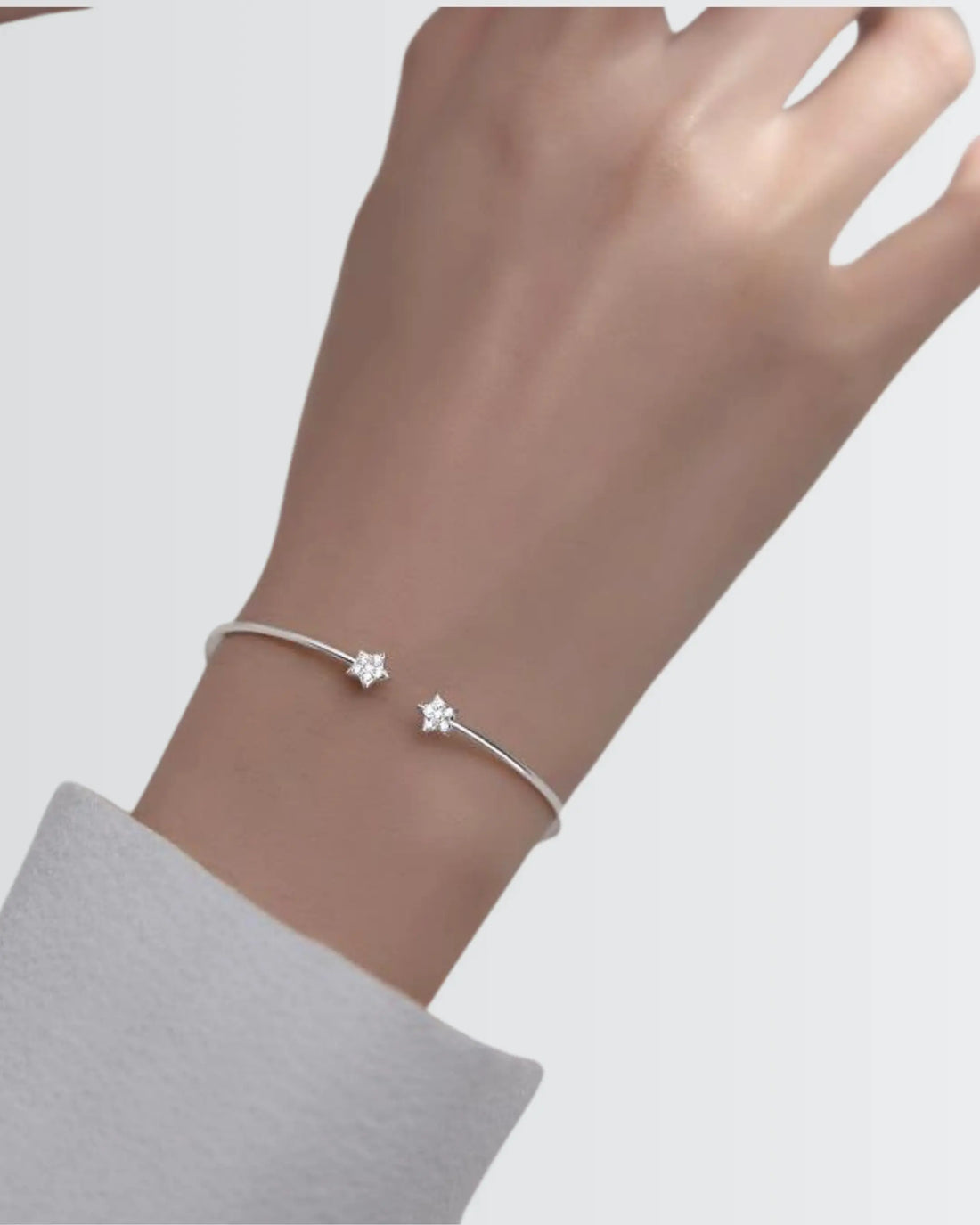 Minimal Star Sleek Cuff -  Silver Bracelet by BLINGLANE