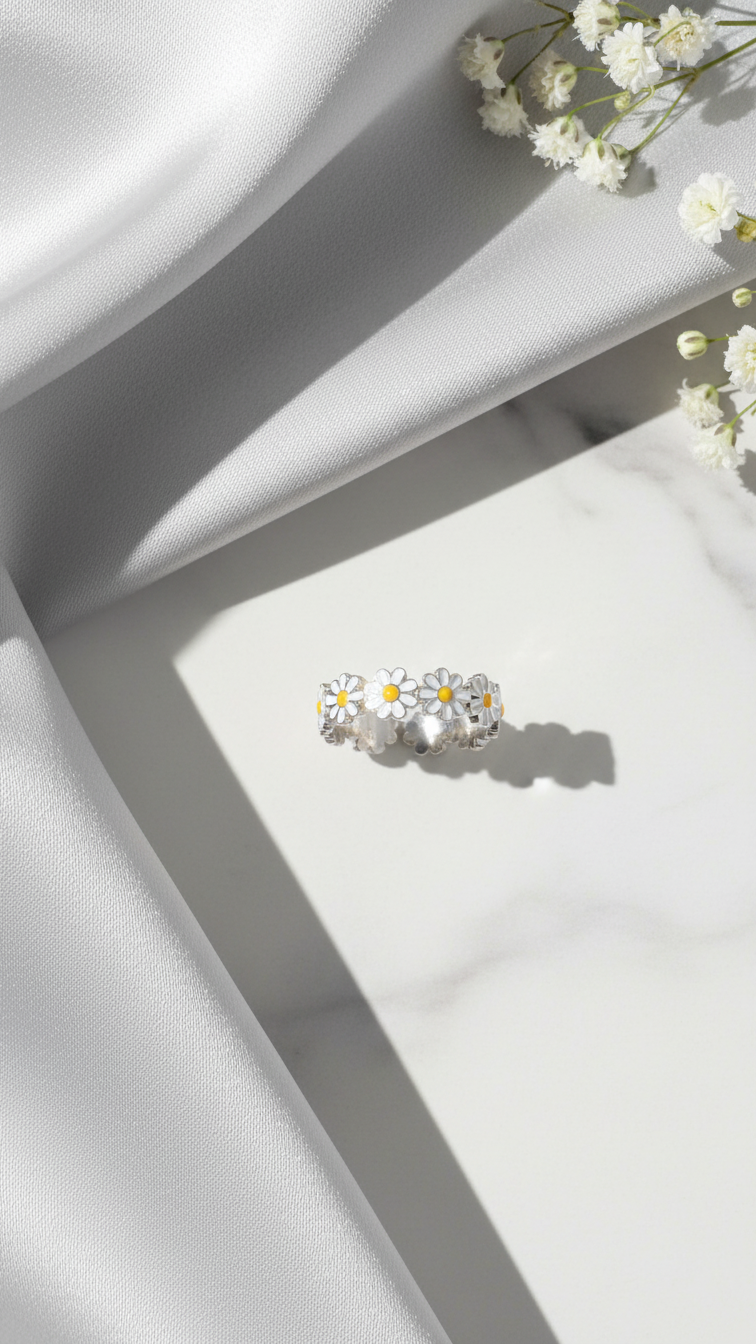 The Blooming Daisy Ring