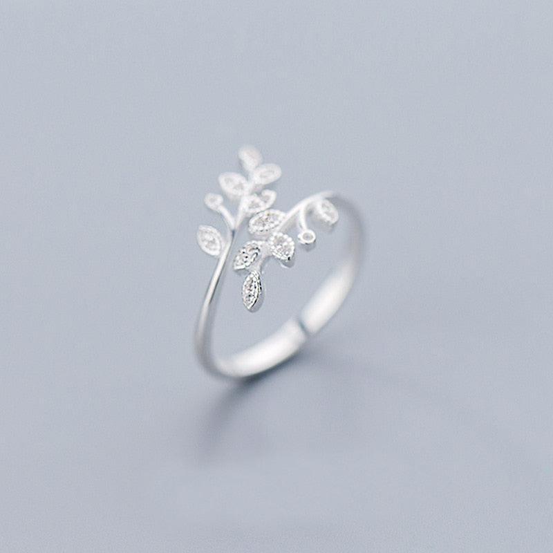 An Affair with Leaves Ring - Blinglane