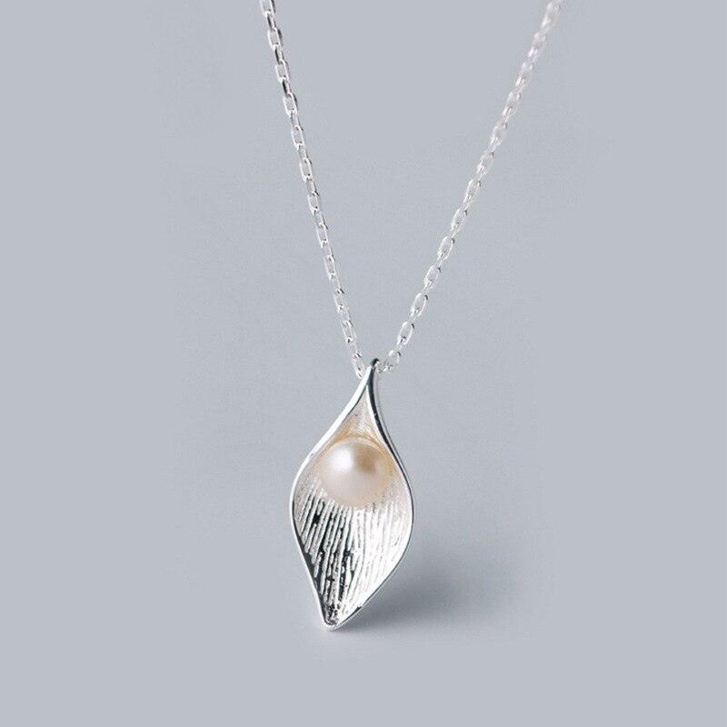 Beauteous Leaf Pearl Necklace - Blinglane