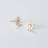 Glowing Daisy Studs - Blinglane