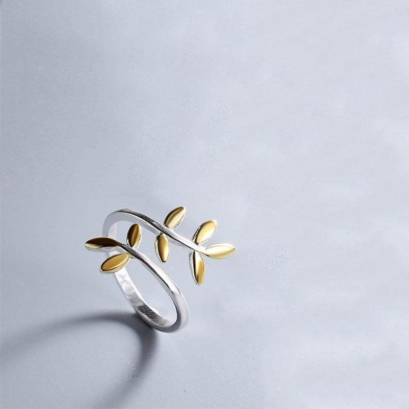 Leafy Elegant Ring - Blinglane
