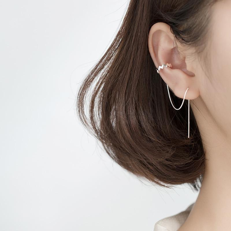 Elegant waves hoop on sale earrings